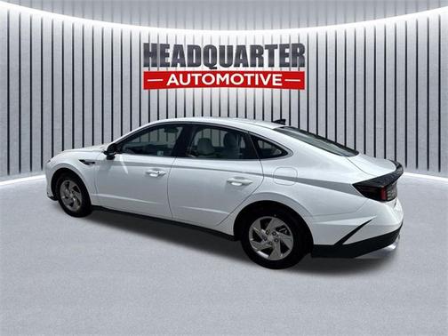 2025 Hyundai SONATA SE