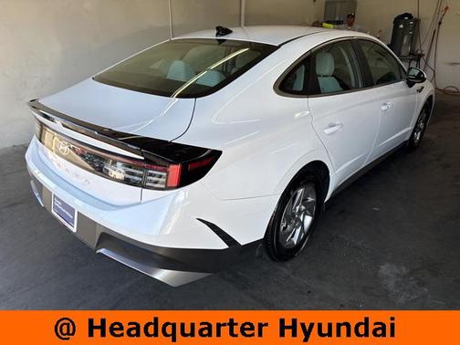 2025 Hyundai SONATA SE