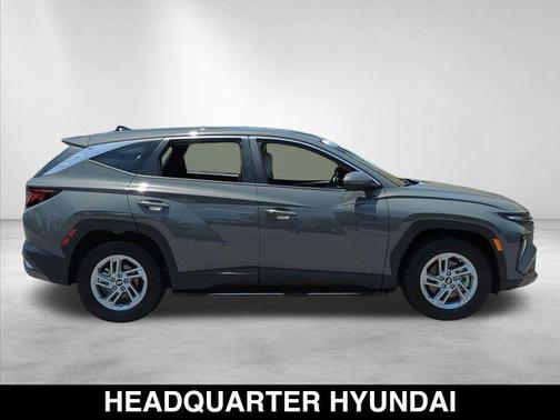 Hampton Gray 2026 Hyundai TUCSON SE
