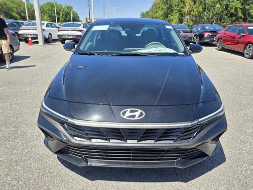 2025 Hyundai ELANTRA Sport