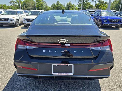 2025 Hyundai ELANTRA Sport