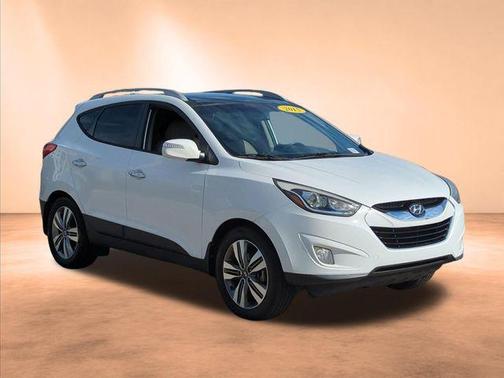 Winter White Solid 2015 Hyundai TUCSON Limited