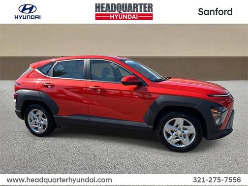 2025 Hyundai KONA SE