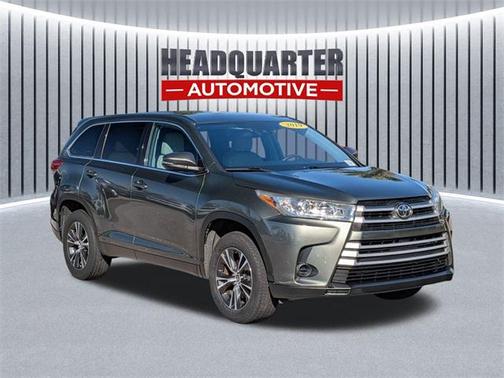 2019 Toyota Highlander LE I4