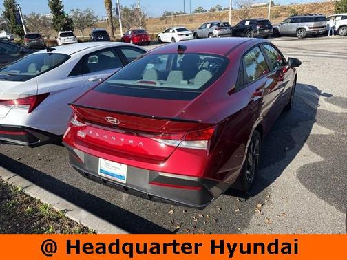 2025 Hyundai ELANTRA Sport