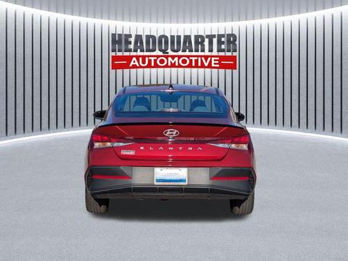 2025 Hyundai ELANTRA Sport