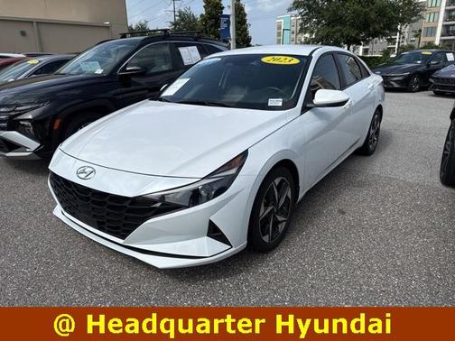 2023 Hyundai ELANTRA SEL