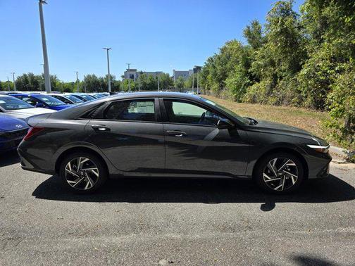 2025 Hyundai ELANTRA Sport