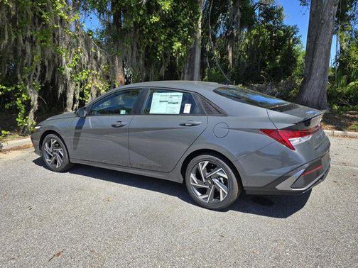2025 Hyundai ELANTRA Sport