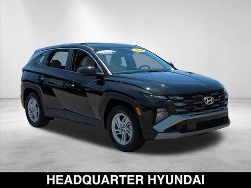 Phantom Black 2026 Hyundai TUCSON SE