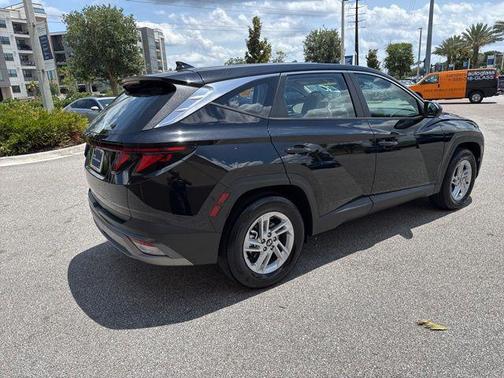 Phantom Black 2026 Hyundai TUCSON SE