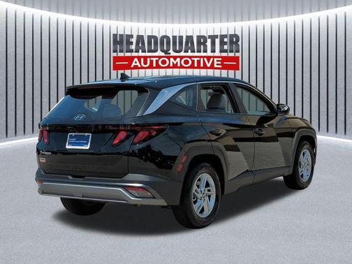 Phantom Black 2026 Hyundai TUCSON SE