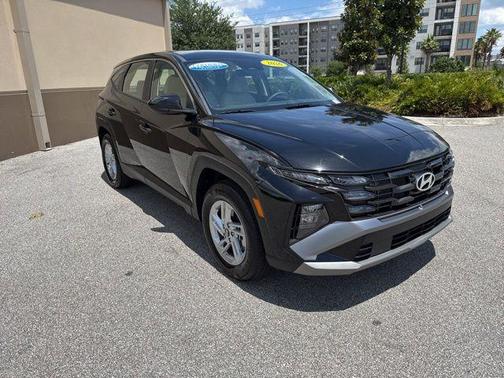 Phantom Black 2026 Hyundai TUCSON SE