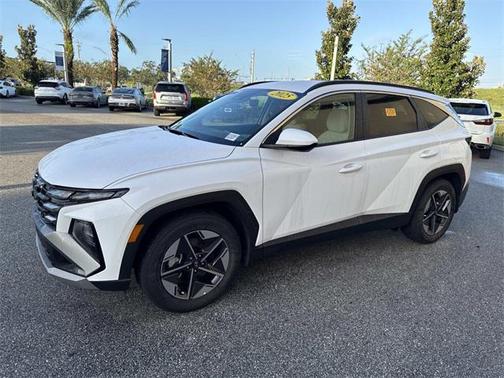 2025 Hyundai TUCSON SEL