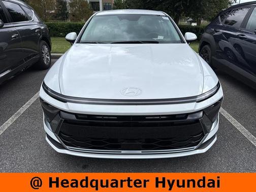 2025 Hyundai SONATA SE