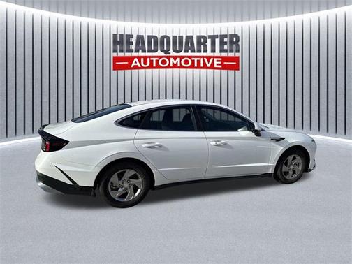 2025 Hyundai SONATA SE