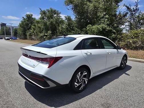 2025 Hyundai ELANTRA Sport