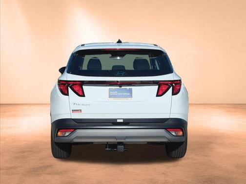 Serenity White Pearl 2026 Hyundai TUCSON SE