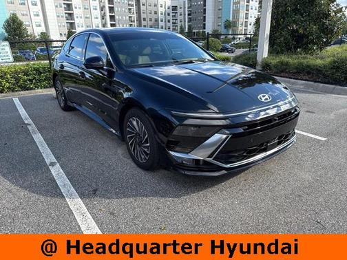 2024 Hyundai SONATA Hybrid Limited