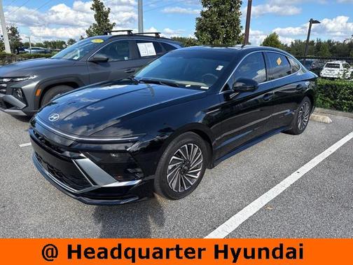 2024 Hyundai SONATA Hybrid Limited