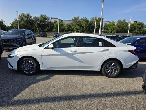 2025 Hyundai ELANTRA HEV Blue