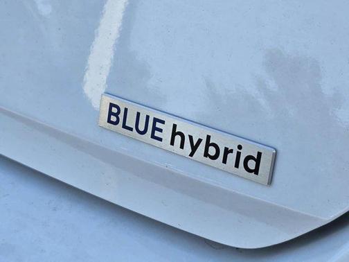 2025 Hyundai ELANTRA HEV Blue
