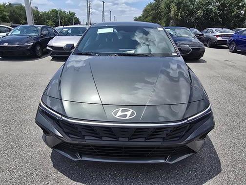 2025 Hyundai ELANTRA Sport