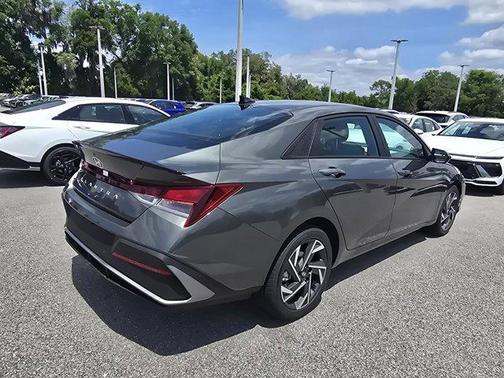 2025 Hyundai ELANTRA Sport