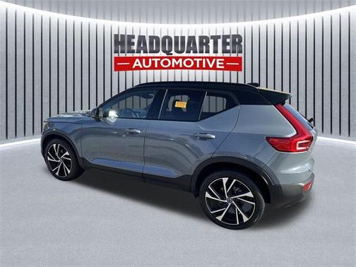 2021 Volvo XC40 T5 R-Design