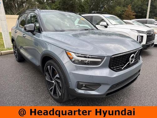 2021 Volvo XC40 T5 R-Design