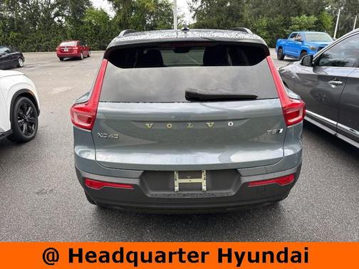 2021 Volvo XC40 T5 R-Design