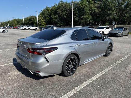 Celestial Silver Metallic 2024 Toyota Camry SE