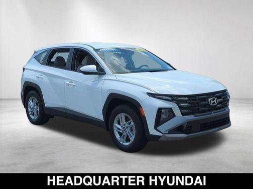Serenity White Pearl 2026 Hyundai TUCSON SE