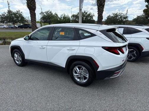 Serenity White Pearl 2026 Hyundai TUCSON SE