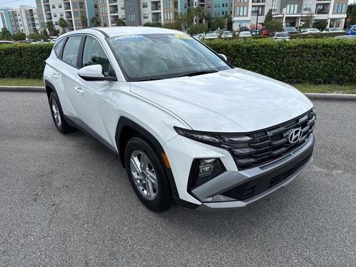 Serenity White Pearl 2026 Hyundai TUCSON SE