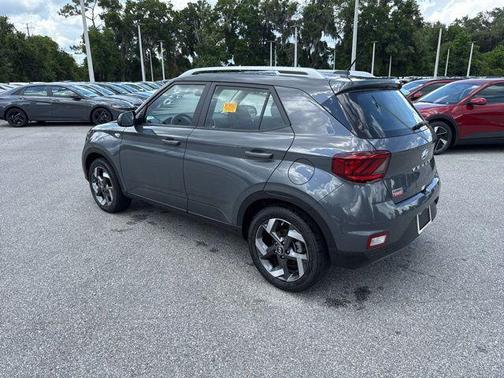 Ecotronic Gray 2026 Hyundai VENUE SEL