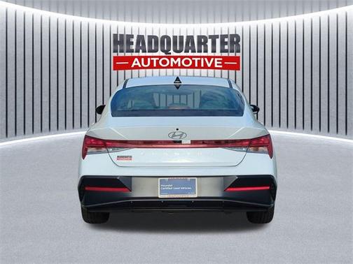 2025 Hyundai ELANTRA SEL