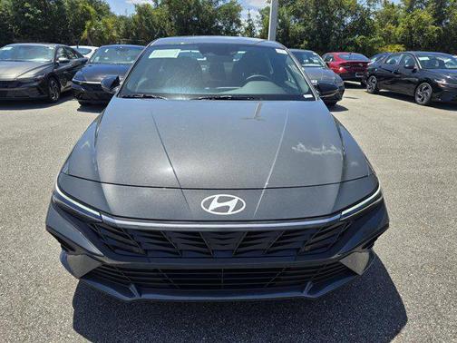 2025 Hyundai ELANTRA Sport