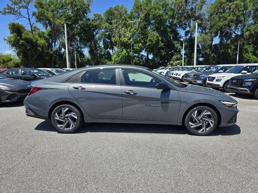 2025 Hyundai ELANTRA Sport