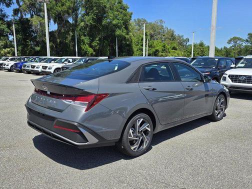 2025 Hyundai ELANTRA Sport