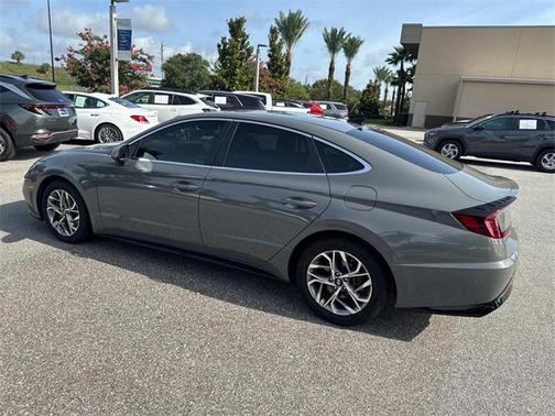 2021 Hyundai SONATA SEL