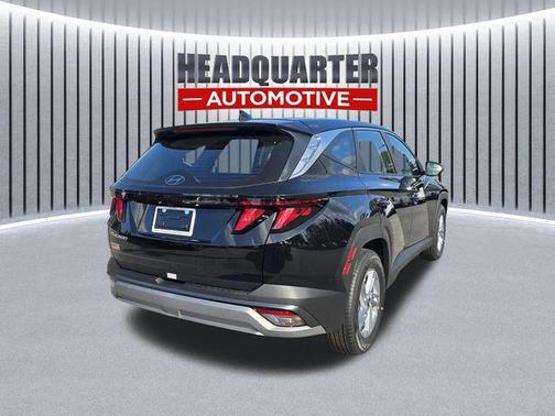 Phantom Black 2026 Hyundai TUCSON SE