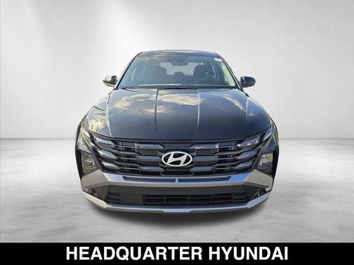 Phantom Black 2026 Hyundai TUCSON SE