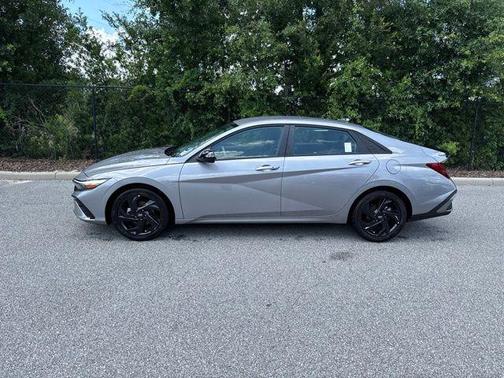 Fluid Metal 2026 Hyundai ELANTRA Sport