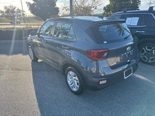 2026 Hyundai VENUE SE