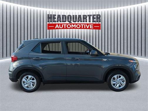 2026 Hyundai VENUE SE