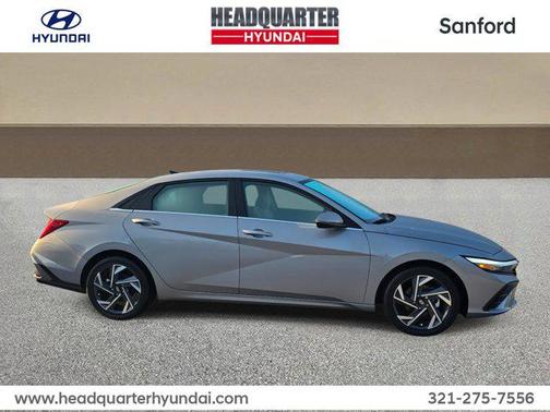 2025 Hyundai ELANTRA Limited