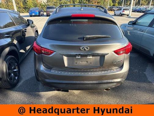 2017 INFINITI QX70 Base