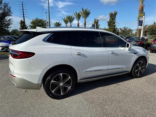 2018 Buick Enclave Essence