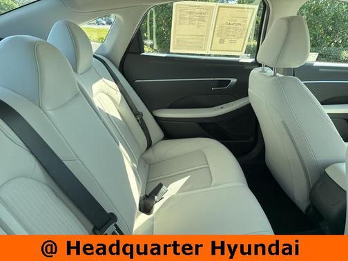 2025 Hyundai SONATA SE